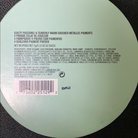 MAC Metallic Pigments Eyeshadows - Picture 2 of 2